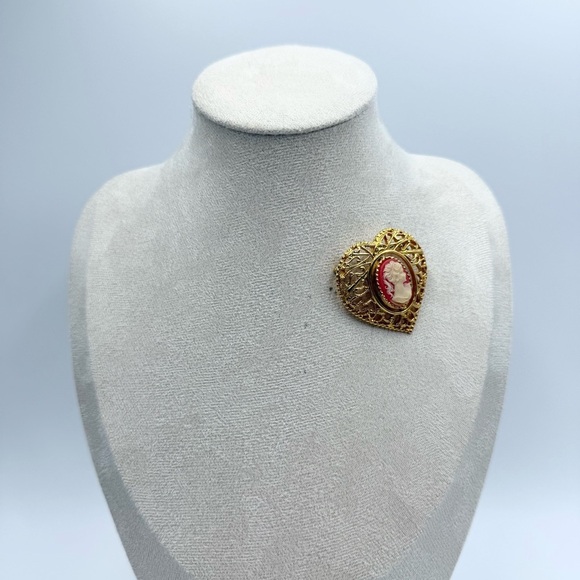 Vintage Double Sided Brooch with Faux Pearl and Cameo Filigree Brooch - Picture 4 of 8